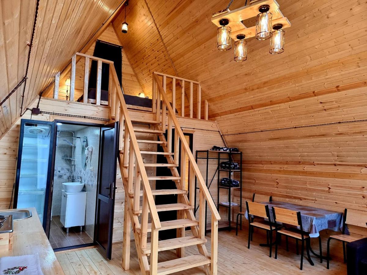 Mountain Hut In Kazbegi Villa ภายนอก รูปภาพ