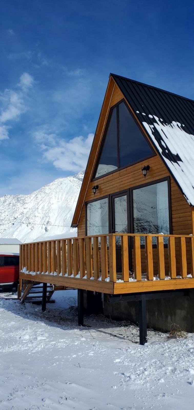 Mountain Hut In Kazbegi Villa ภายนอก รูปภาพ