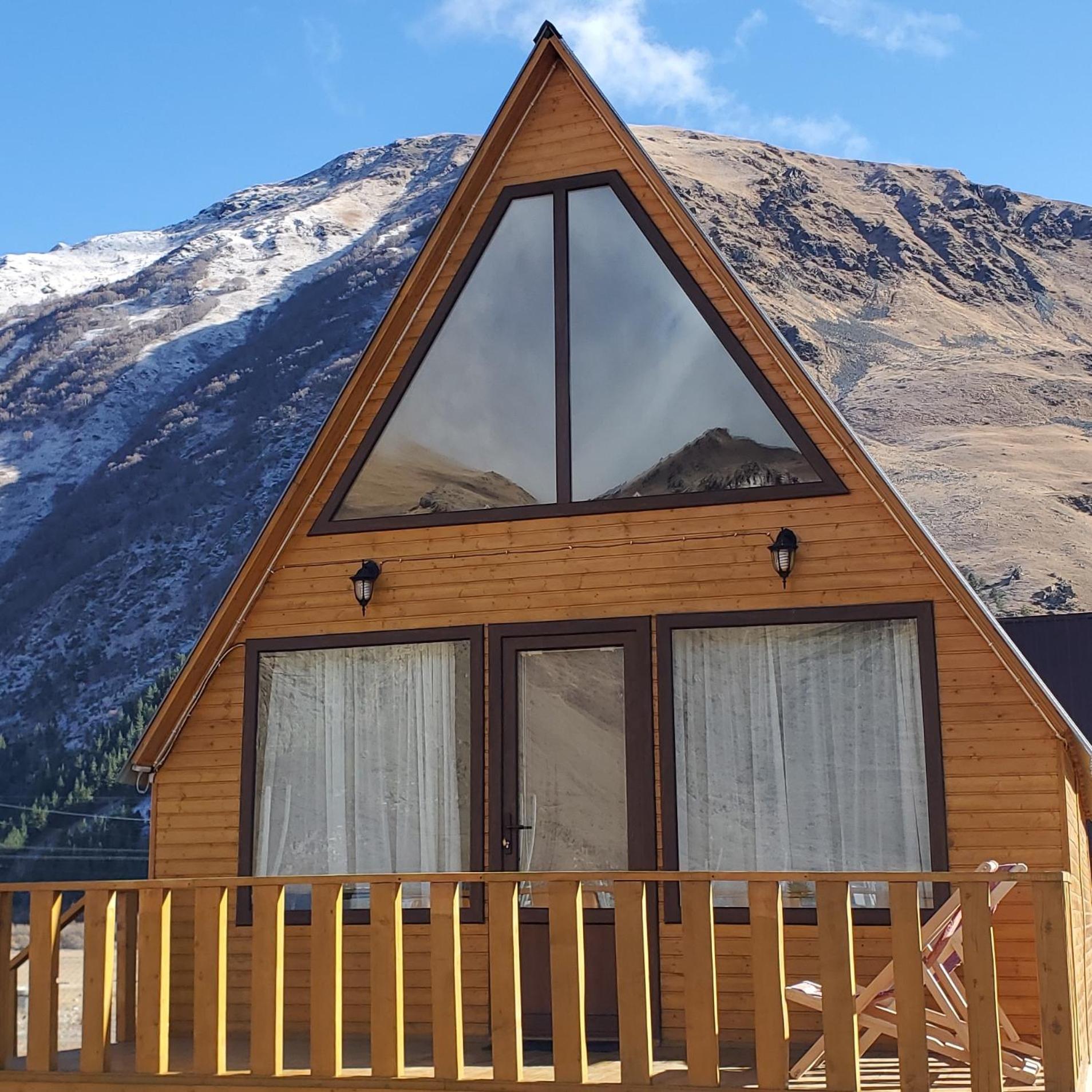 Mountain Hut In Kazbegi Villa ภายนอก รูปภาพ